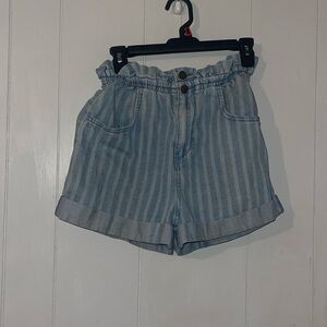 Billabong‎ size medium shorts
